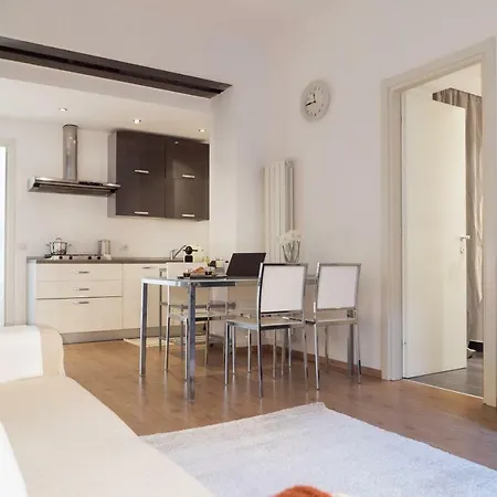 Charming Sempione Apartment Milan